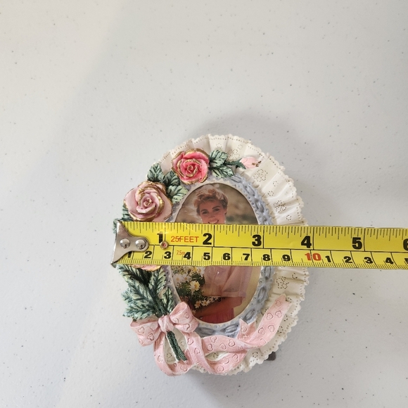 Vintage Picture Frames Lot Ceramic Cottagecore Victorian Coquette Ornate 1990s - Picture 9 of 11